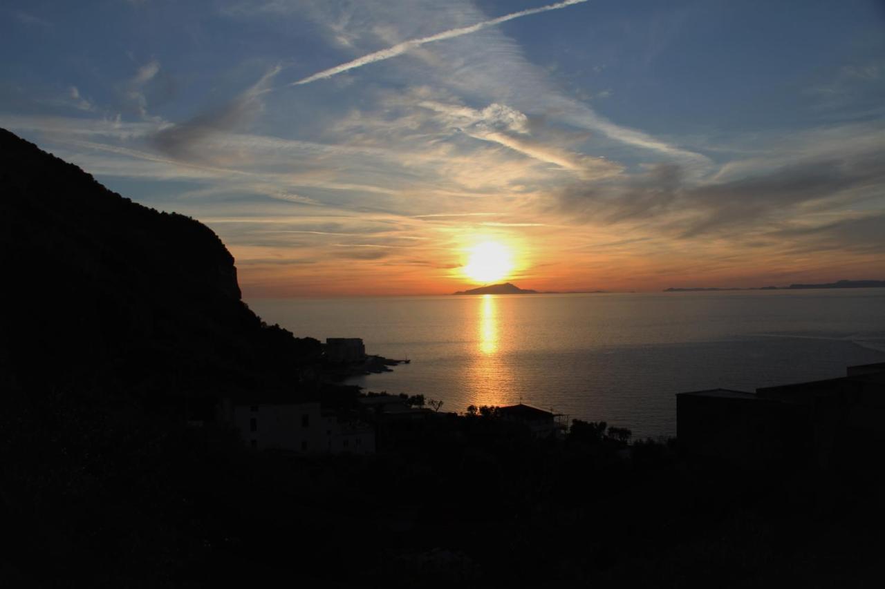 Hotel Lucia Castellammare di Stabia Exterior foto